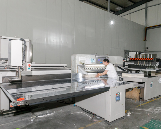 Paper Cutting Machine