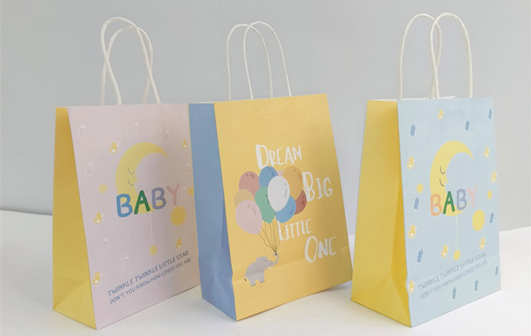 Wholesale Twisted Paper Handle Gift Bags